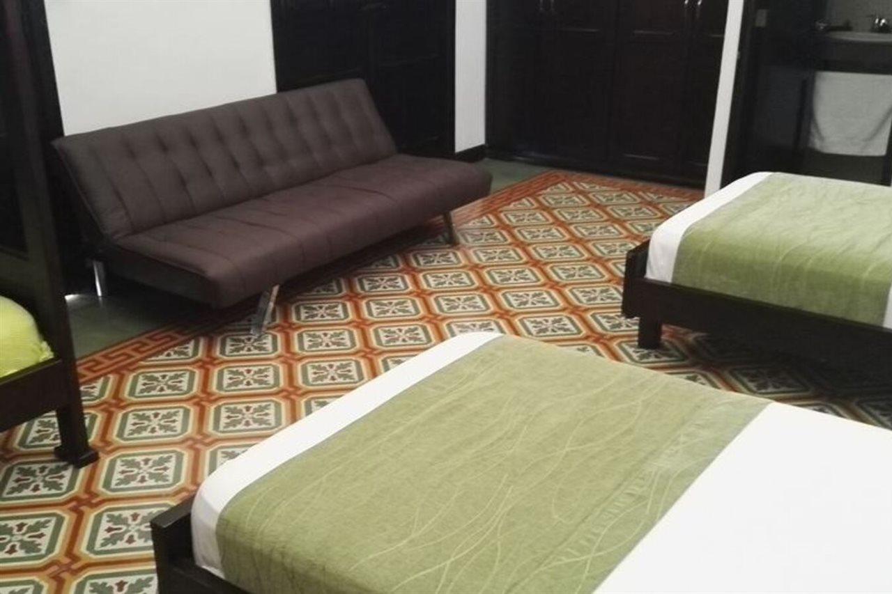 Casa Escobar Buga Hotel Eksteriør billede